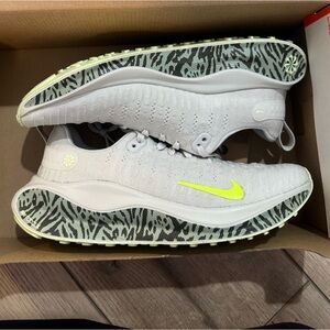 Nike W React Infinity Run 4 PRM